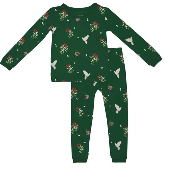 NWT Women’s Kyte Baby Winterberry Pajamas - Picture 2 of 2